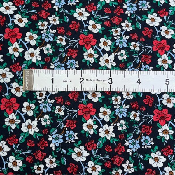 sewcool red, blue and cream flowers