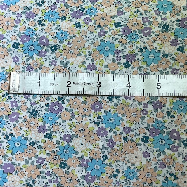 8172-3 pastel ditsy