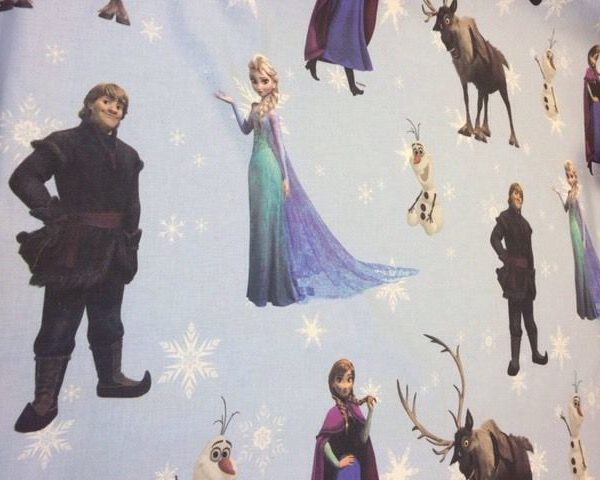 Disneys-Frozen-100-cotton-fabric-by-the-half-metre-253233688381