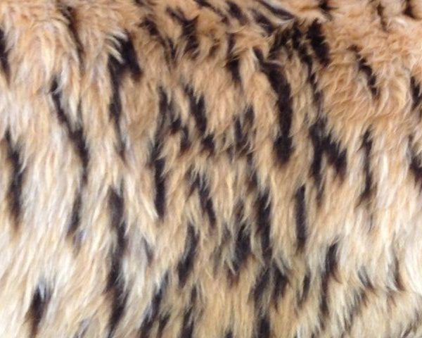 Variation-of-Animal-Print-Acrylic-Fur-60quot-wide-Leopard-Tiger-Cheetah-by-the-metre-253233688443-27d5