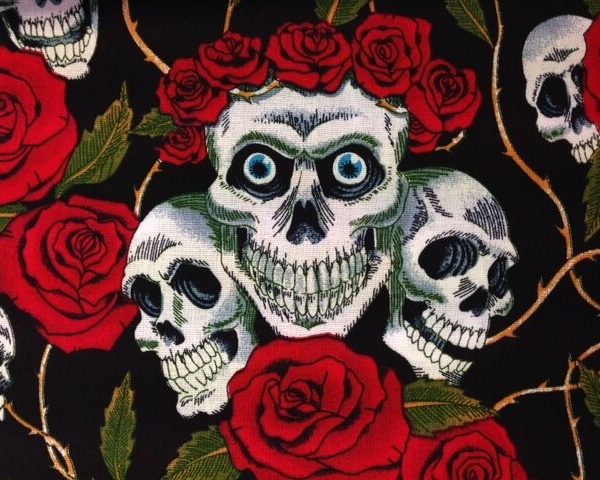 Skull-and-Roses-100-Cotton-by-the-half-metre-264119585745